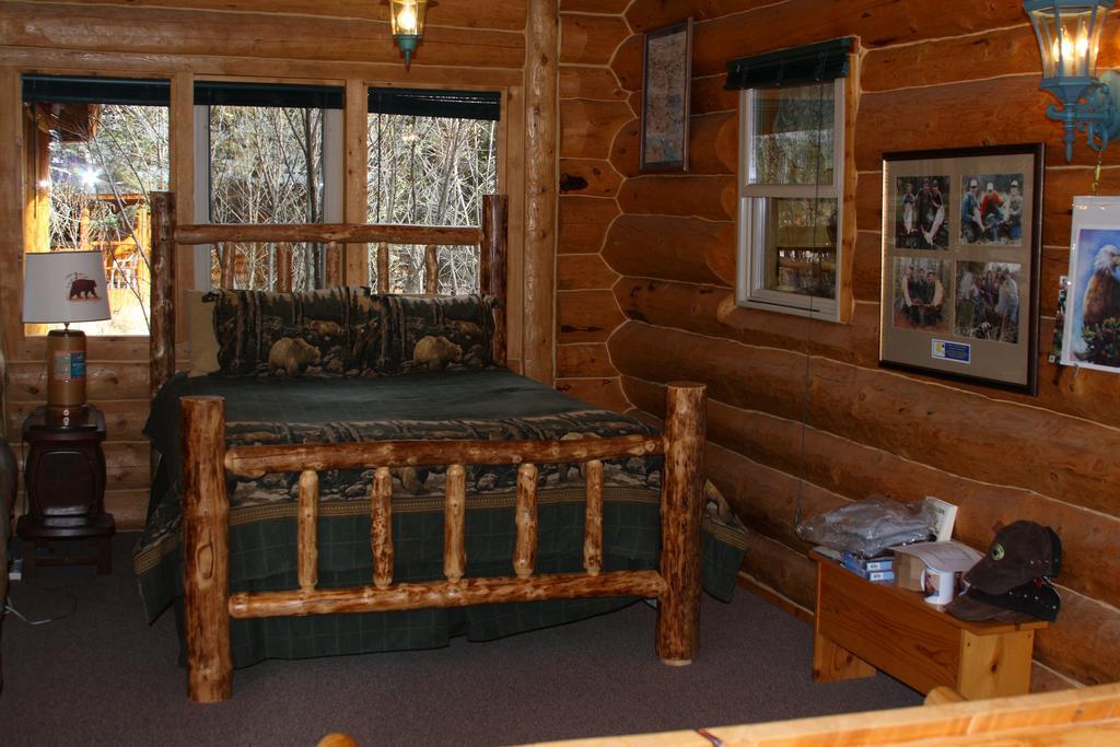 Wise Old Hunter Lodge 앵커 포인트 객실 사진